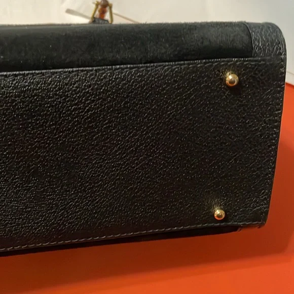 Gucci Suede Bamboo handle Diana handbag - Picture 4 of 16